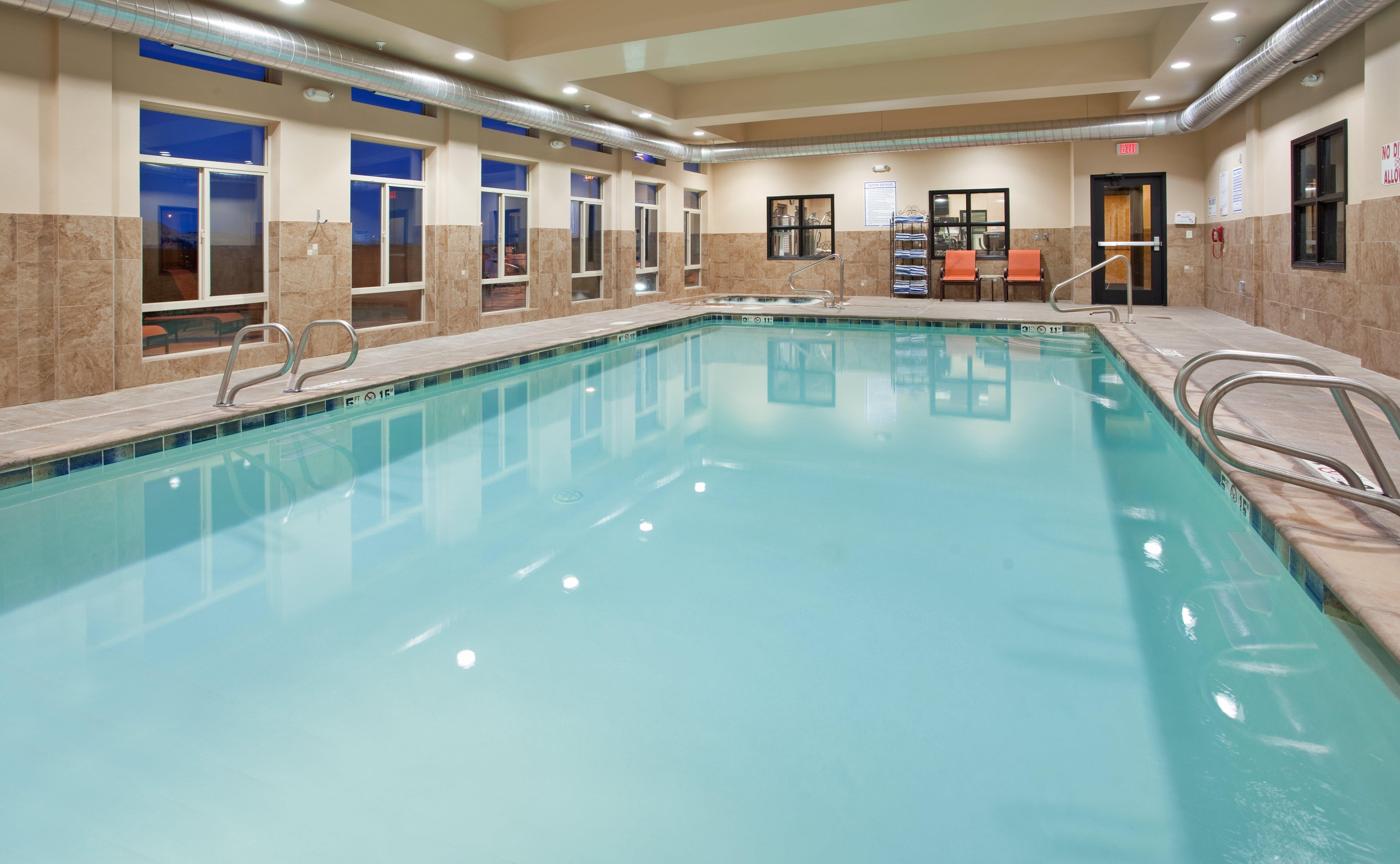 Holiday Inn Express & Suites Gallup East By Ihg Exteriör bild