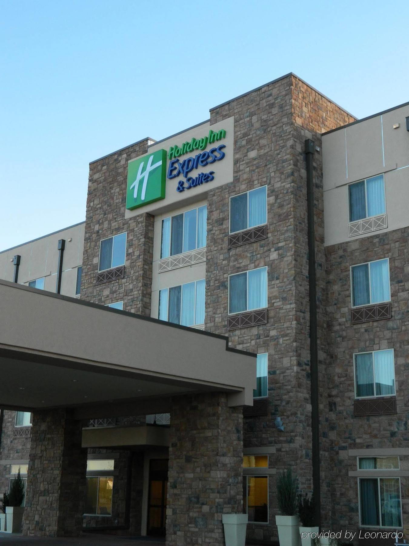 Holiday Inn Express & Suites Gallup East By Ihg Exteriör bild